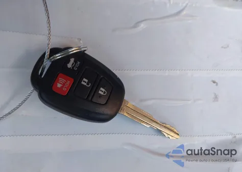 2014 Toyota Corolla S Plus z USA, uszkodzony, nr VIN 2T1BURHE9EC151045